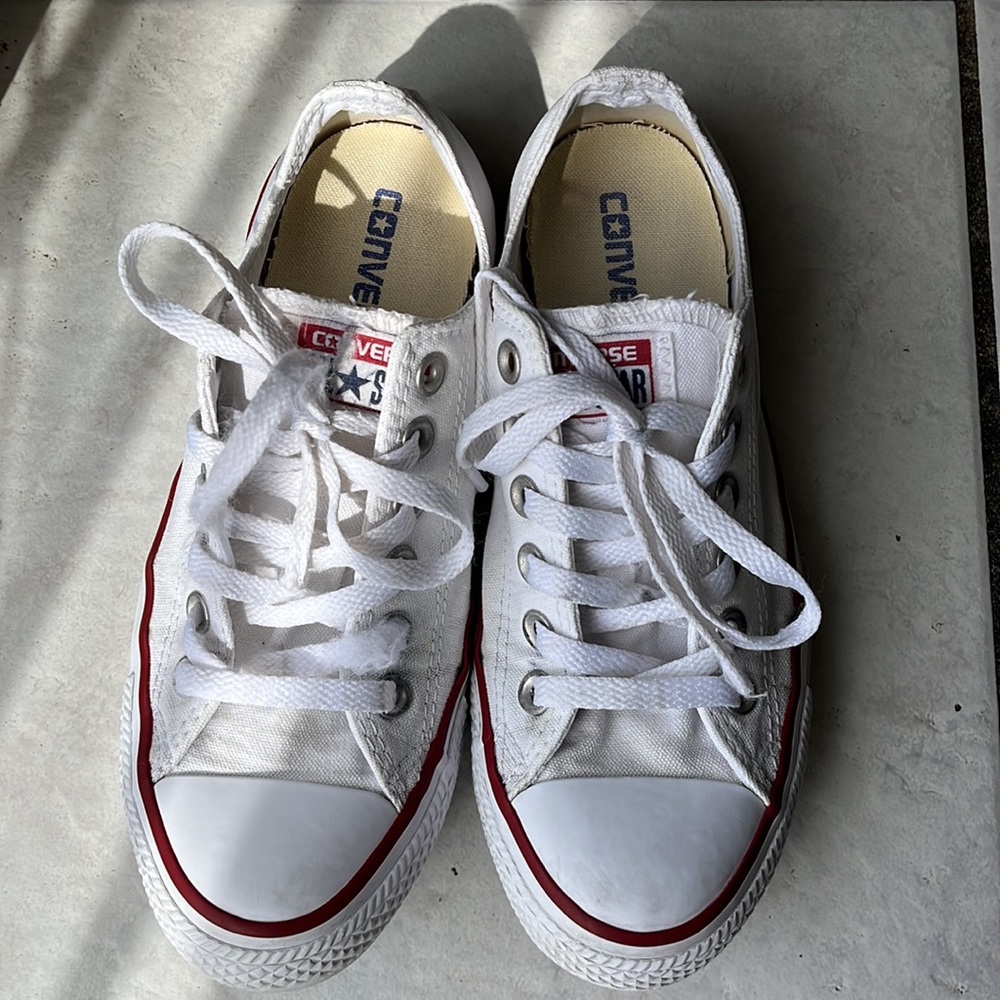 Men’s or Boys  white Converse shoes  , size 4.5